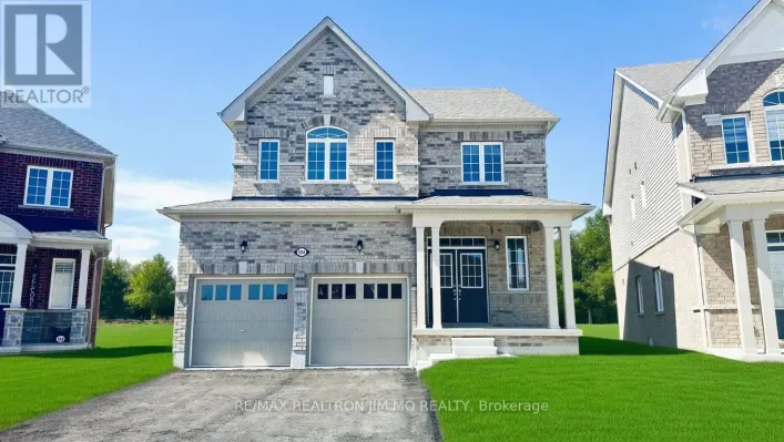 104 CLIFF THOMPSON COURT, Georgina