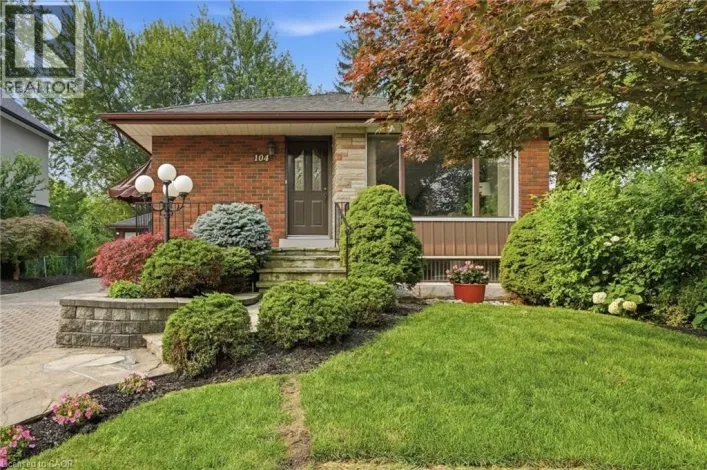 104 DALLAS Avenue, Hamilton