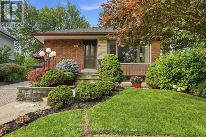 104 DALLAS AVENUE, Hamilton