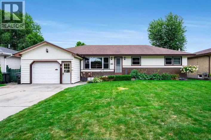 104 Danforth AVENUE, Leamington