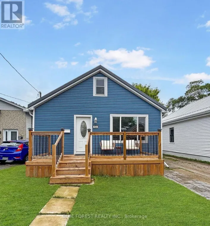 104 DELAWARE STREET, London East