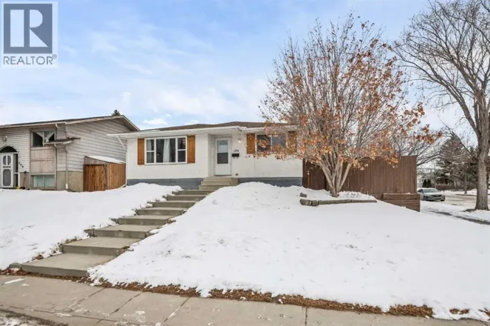 104 Doverthorn Close SE, Calgary