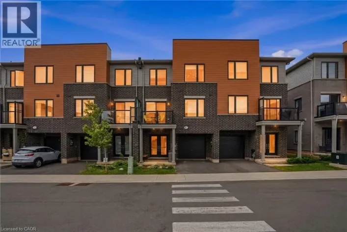 104 DRYDEN Lane, Hamilton