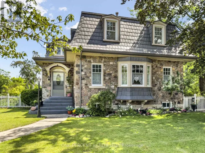 104 DUNDAS STREET W, Greater Napanee
