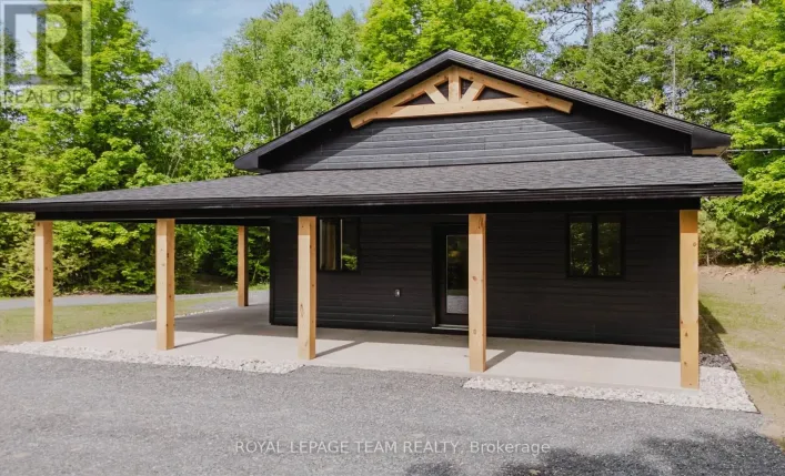 104 FIRE HALL CRESCENT, Lanark Highlands