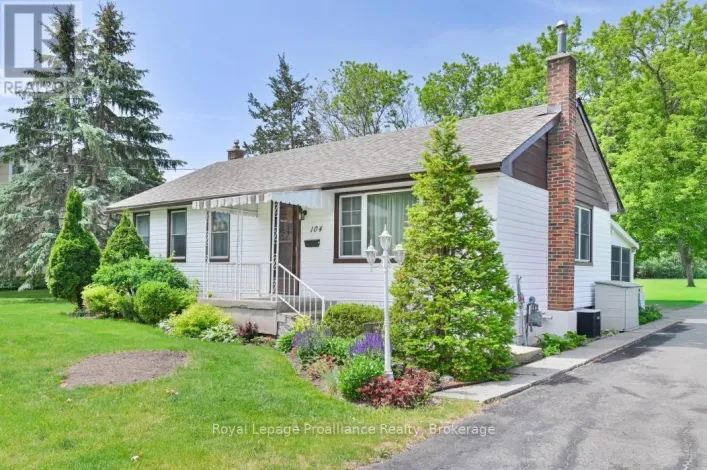 104 FRANK STREET, Belleville