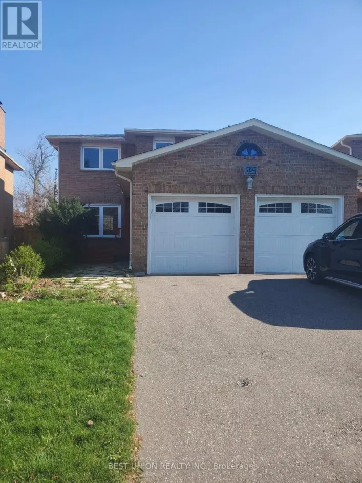 104 HOUSEMAN CRESCENT, Richmond Hill