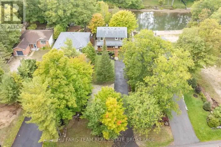 104 KNOX ROAD E, Wasaga Beach