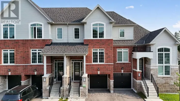104 LYALL STOKES CIRCLE, East Gwillimbury