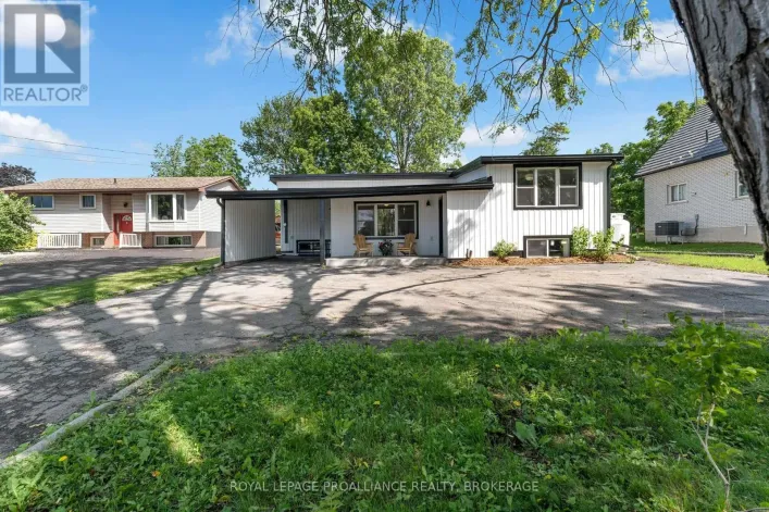 104 MAIN STREET, Loyalist