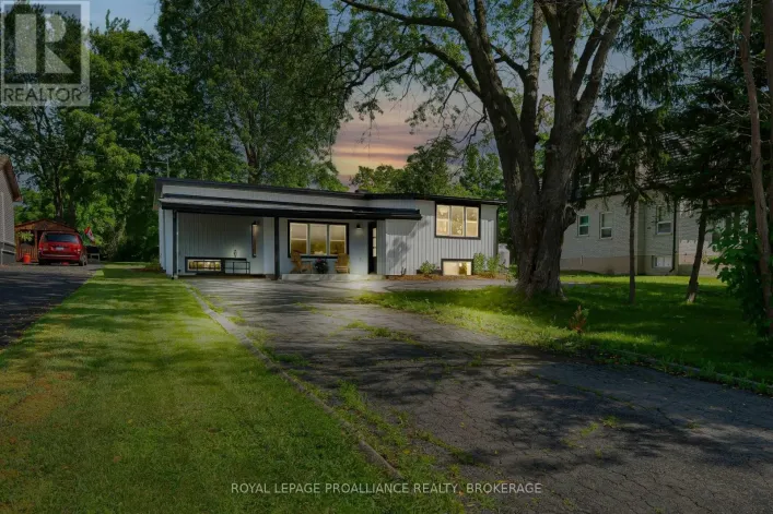 104 MAIN STREET, Loyalist