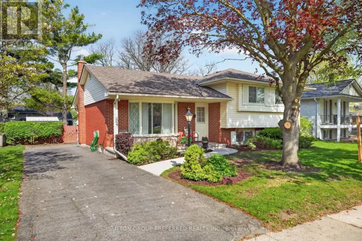 104 MCLEAN DRIVE, London North