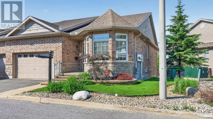 104 PASSAGEWAY PRIVATE, Ottawa