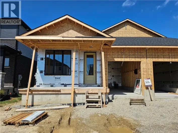 104 THACKERAY Way, Harriston