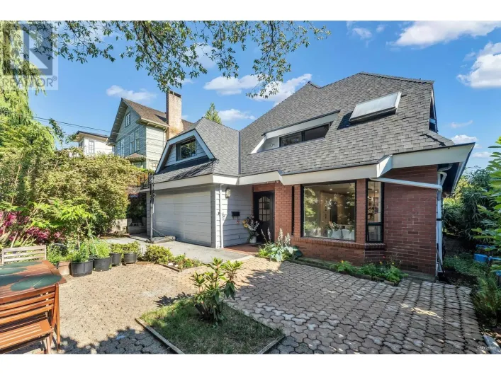 1040 JEFFERSON AVENUE, West Vancouver