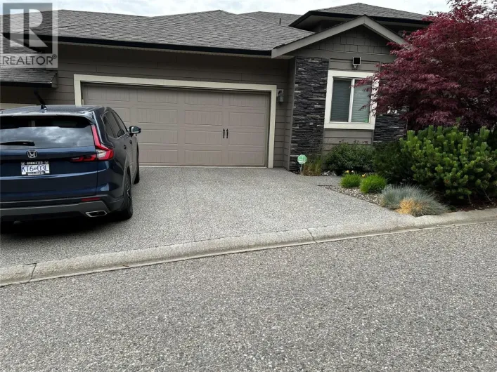 1040 Mt Revelstoke Place Unit# 15, Vernon