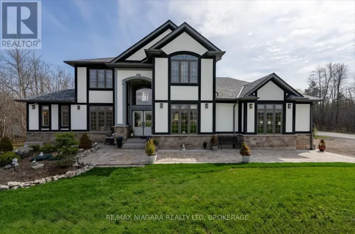 1040 OAKHILL BOULEVARD, Fort Erie