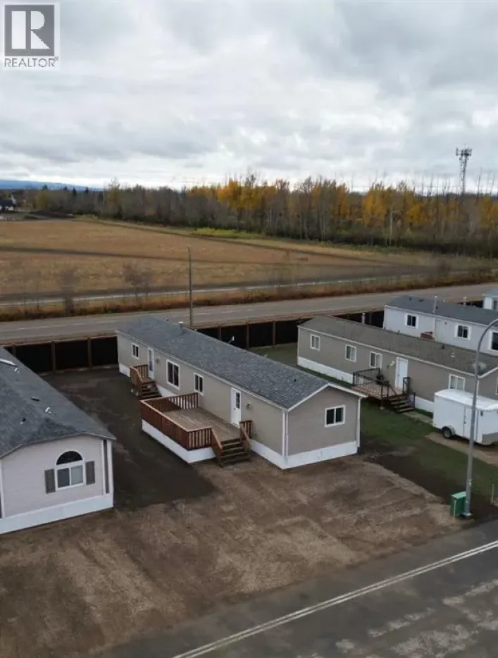 10409 110 Ave, La Crete