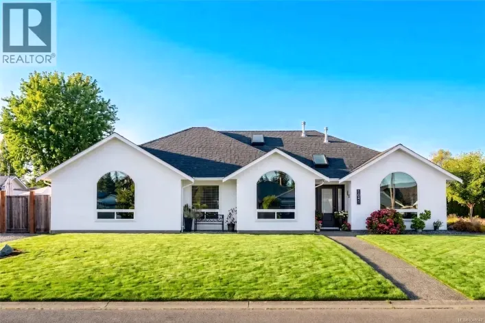 1041 Tara Cres, Parksville