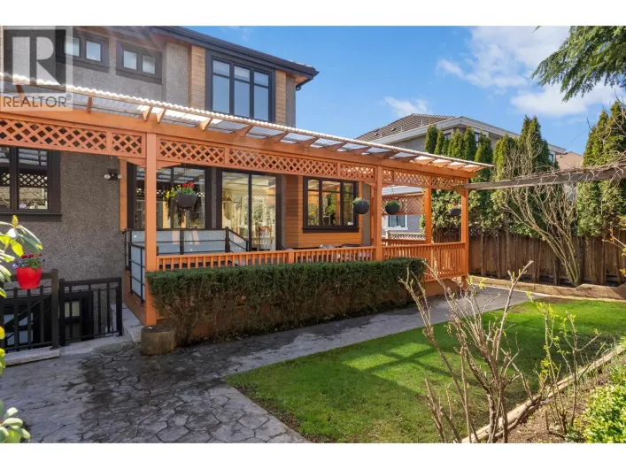 1041 W 58TH AVENUE, Vancouver