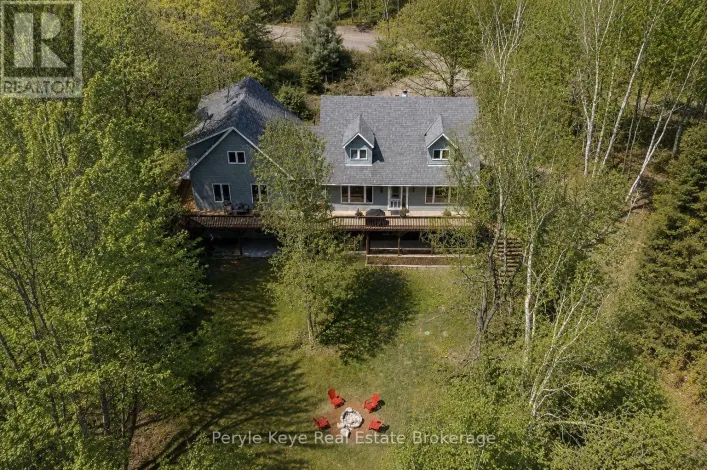 1042 HILLSIDE CRESCENT, Lake of Bays