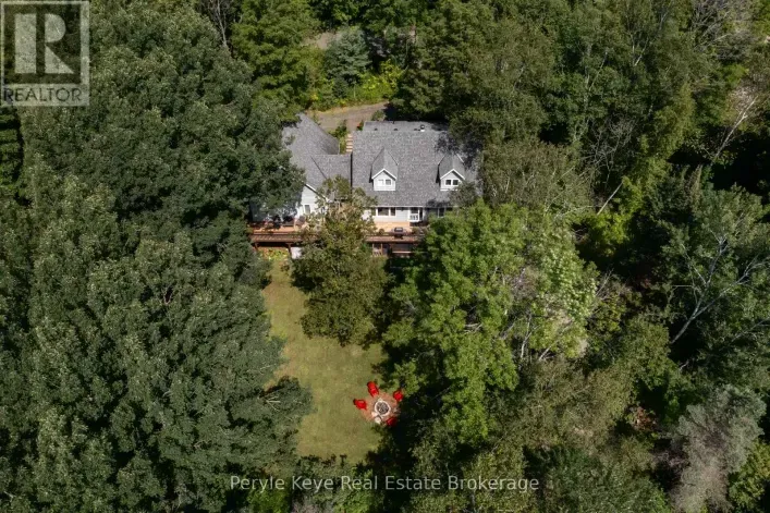 1042 HILLSIDE CRESCENT, Lake of Bays