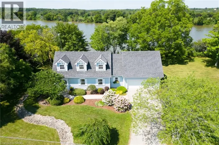 1042 RIVER Road, Cayuga