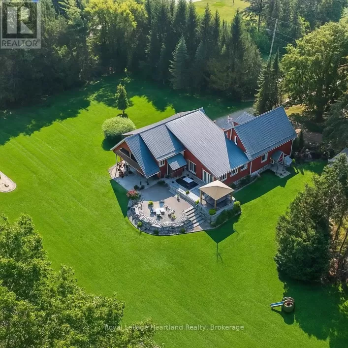 1043 QUEEN STREET, Howick