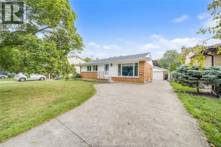 1044 MARJORIE DRIVE, Windsor