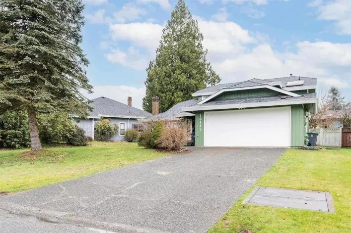 10446 FRASERGLEN DRIVE, Surrey