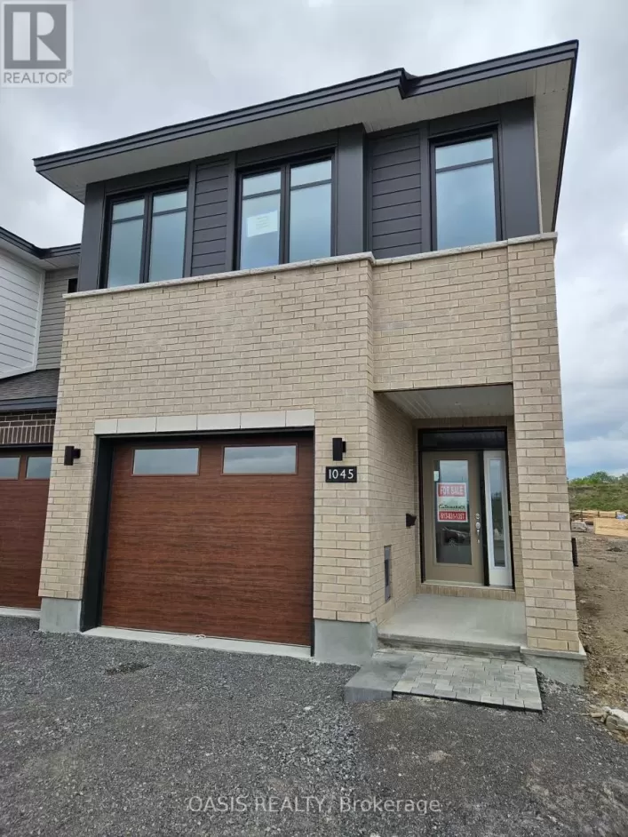 1045 COPE DRIVE, Ottawa