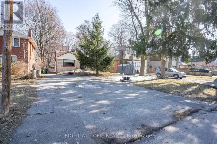 1045 DETA ROAD, Mississauga