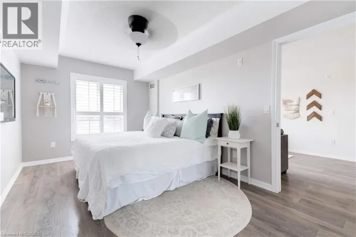 1045 NADALIN Heights Unit# 406, Milton