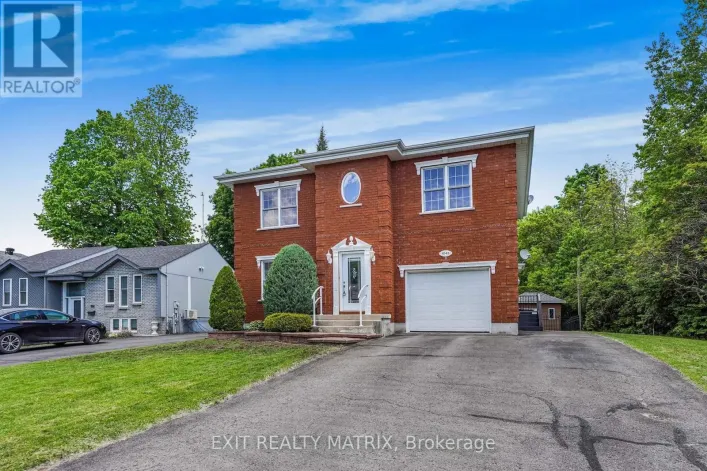 1045 SIDNEY STREET, Hawkesbury