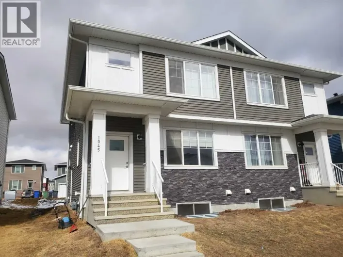 1045 West Lakeview Drive, Chestermere