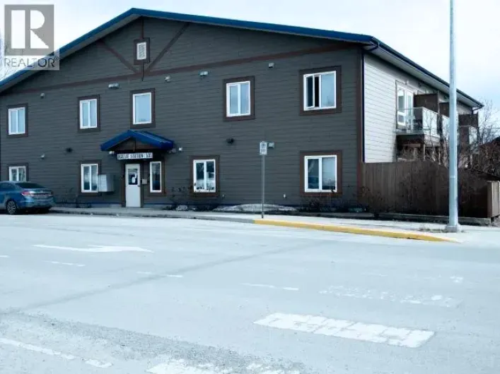 Apartment for sale: 104-505 OGILVIE STREET, Whitehorse