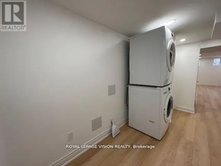 1046 CAMEO STREET, Pickering