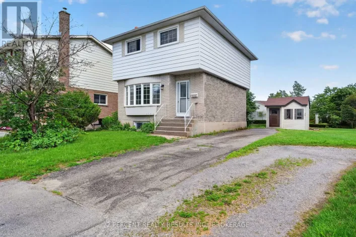 1046 PINEWOOD PLACE, Kingston