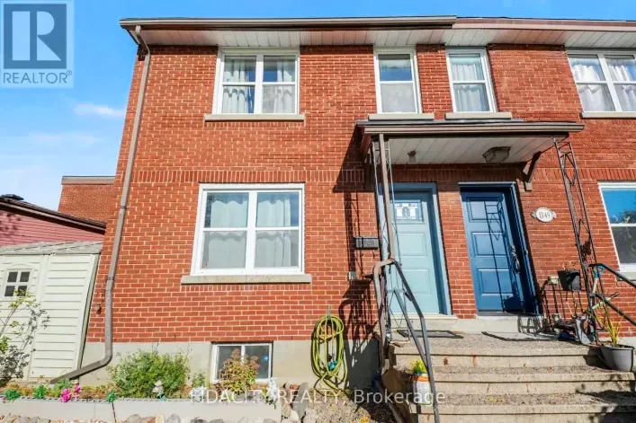 1047 HOLLINGTON STREET, Ottawa