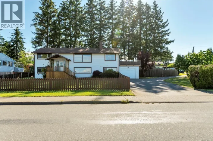 1048 Galerno Rd, Campbell River