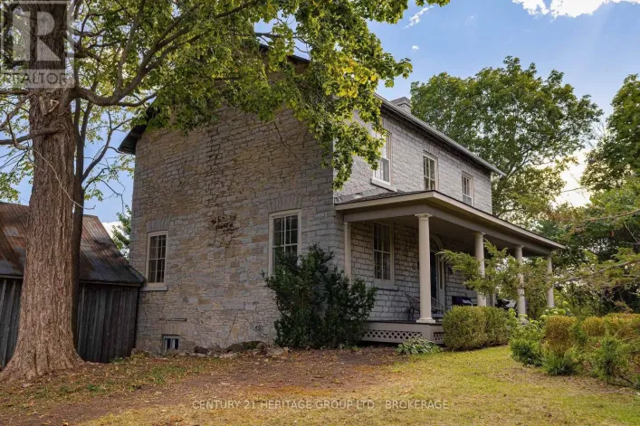 1049 HIGHWAY 2 E, Kingston)