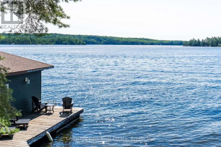 1049 SAGAMO BOULEVARD, Muskoka Lakes