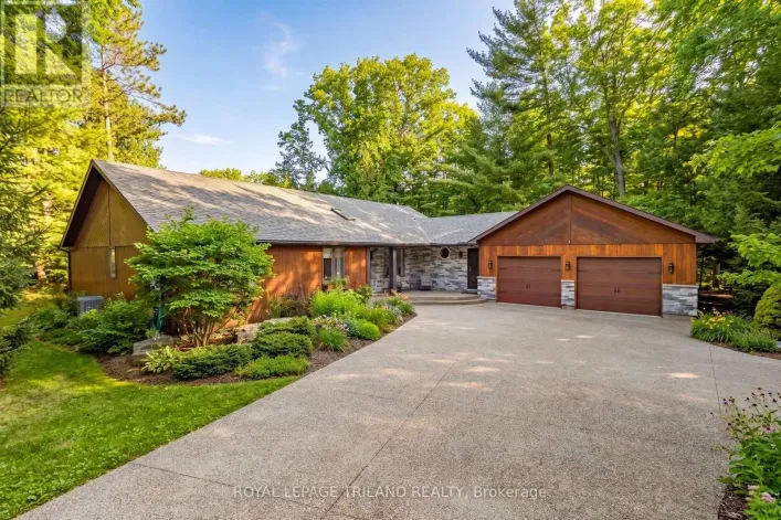 10498 PINETREE DRIVE, Lambton Shores