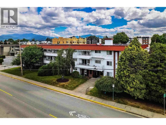 105 12096 222 STREET, Maple Ridge