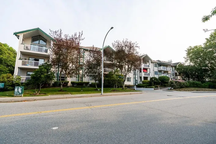 105 13911 70 AVENUE, Surrey