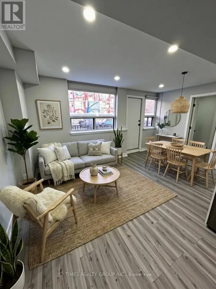 105 - 15 WALMER ROAD, Toronto