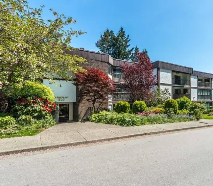 105 1520 VIDAL STREET, White Rock