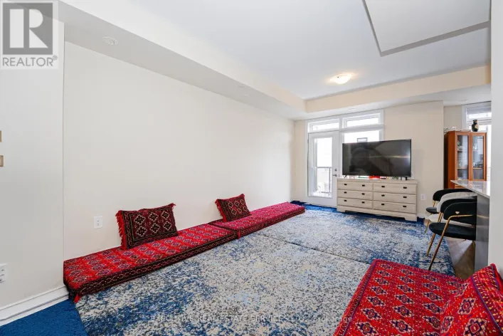 105 - 1589 ROSE WAY, Milton