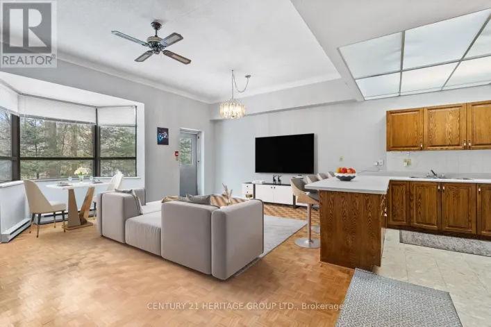 105 - 166 OLIVE STREET, East Gwillimbury