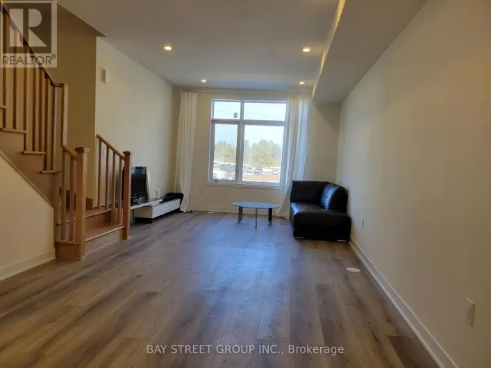 105 - 1695 DERSAN STREET, Pickering